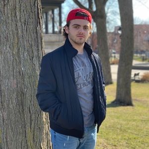 Meet your Posher, Christian